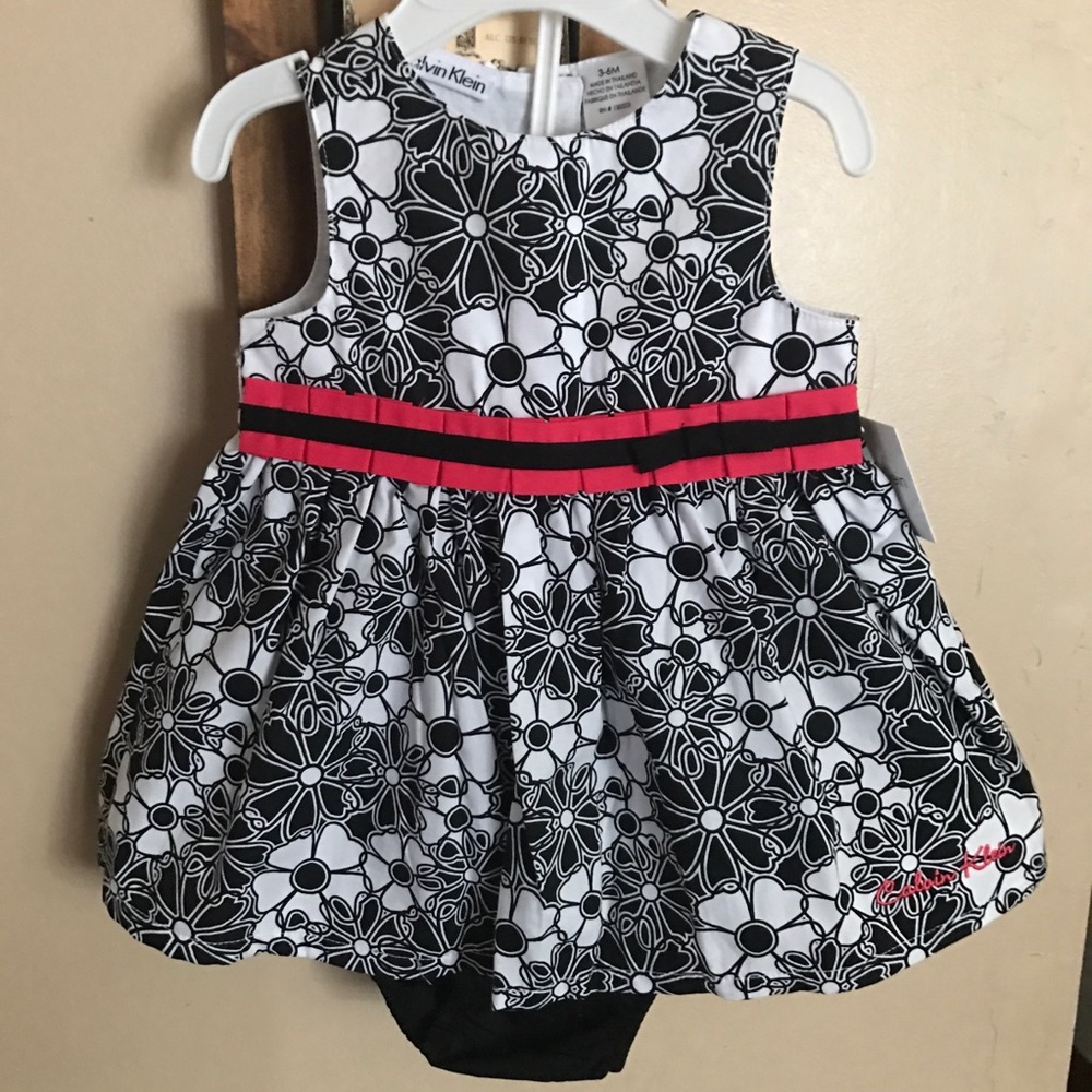 Calvin Klein Black, White Flower Print Dress